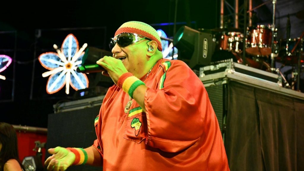 Olías del Rey da inicio a sus Fiestas Patronales al ritmo de King África