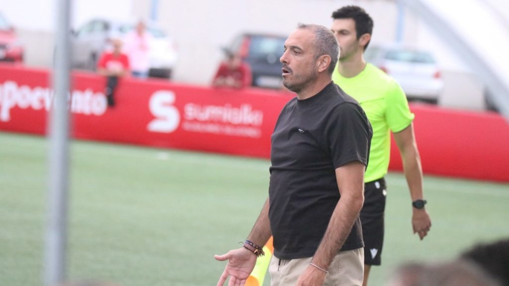 El CD Illescas destituye a Roberto Encinas