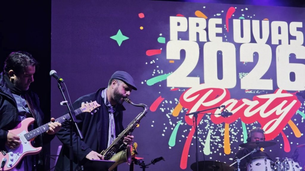 Illescas despide el año por adelantado con una gran fiesta de pre uvas