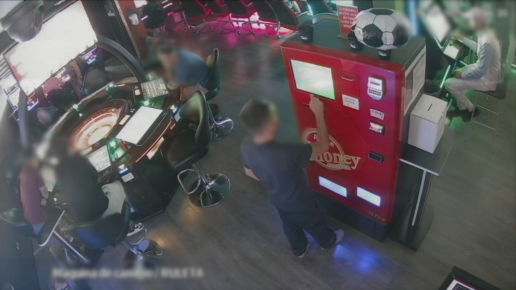Siete detenidos por robar en Seseña más de 60.000 euros en máquinas de apuestas