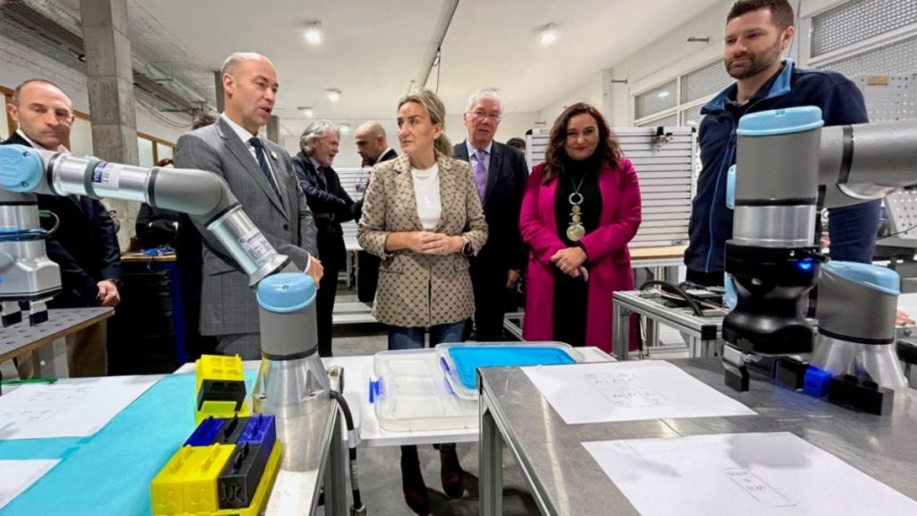 La ministra de Educación, Formación Profesional y Deportes escoge Illescas para su primera visita a un centro público