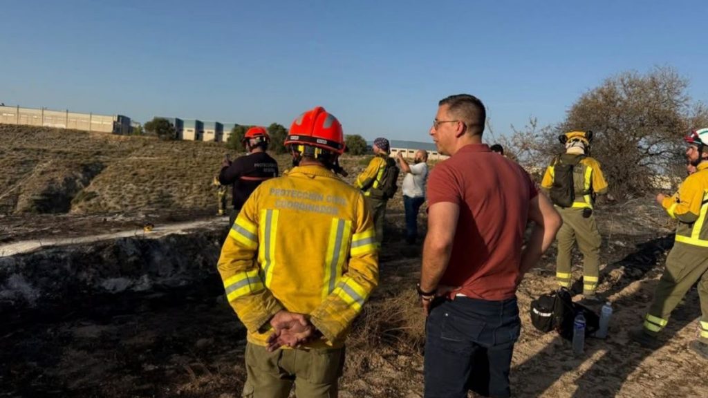 El Ayuntamiento de Seseña da las gracias a los servicios de emergencia por evitar «consecuencias mayores» en el incendio forestal que obligó a declarar el Nivel 1